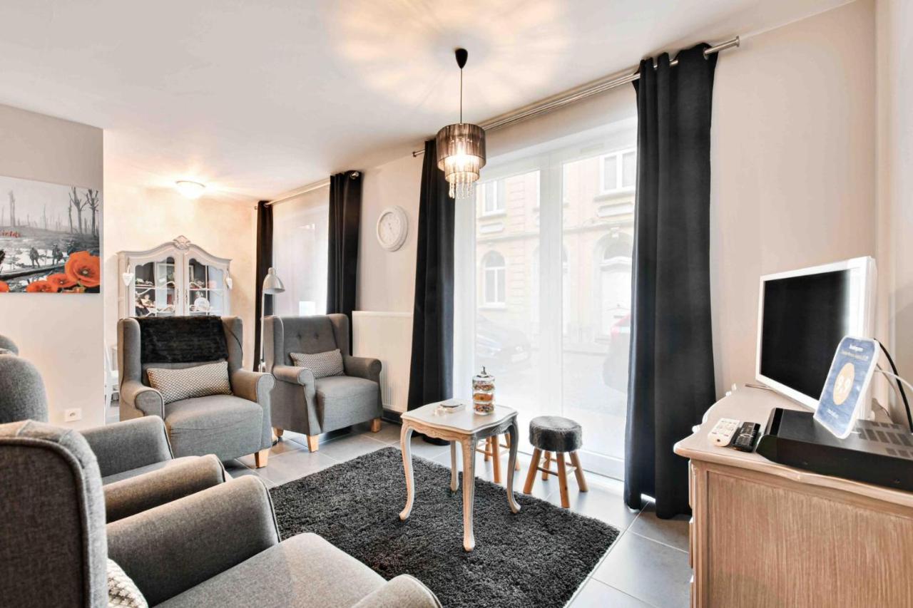 Interbellum Apartment Ieper Bagian luar foto